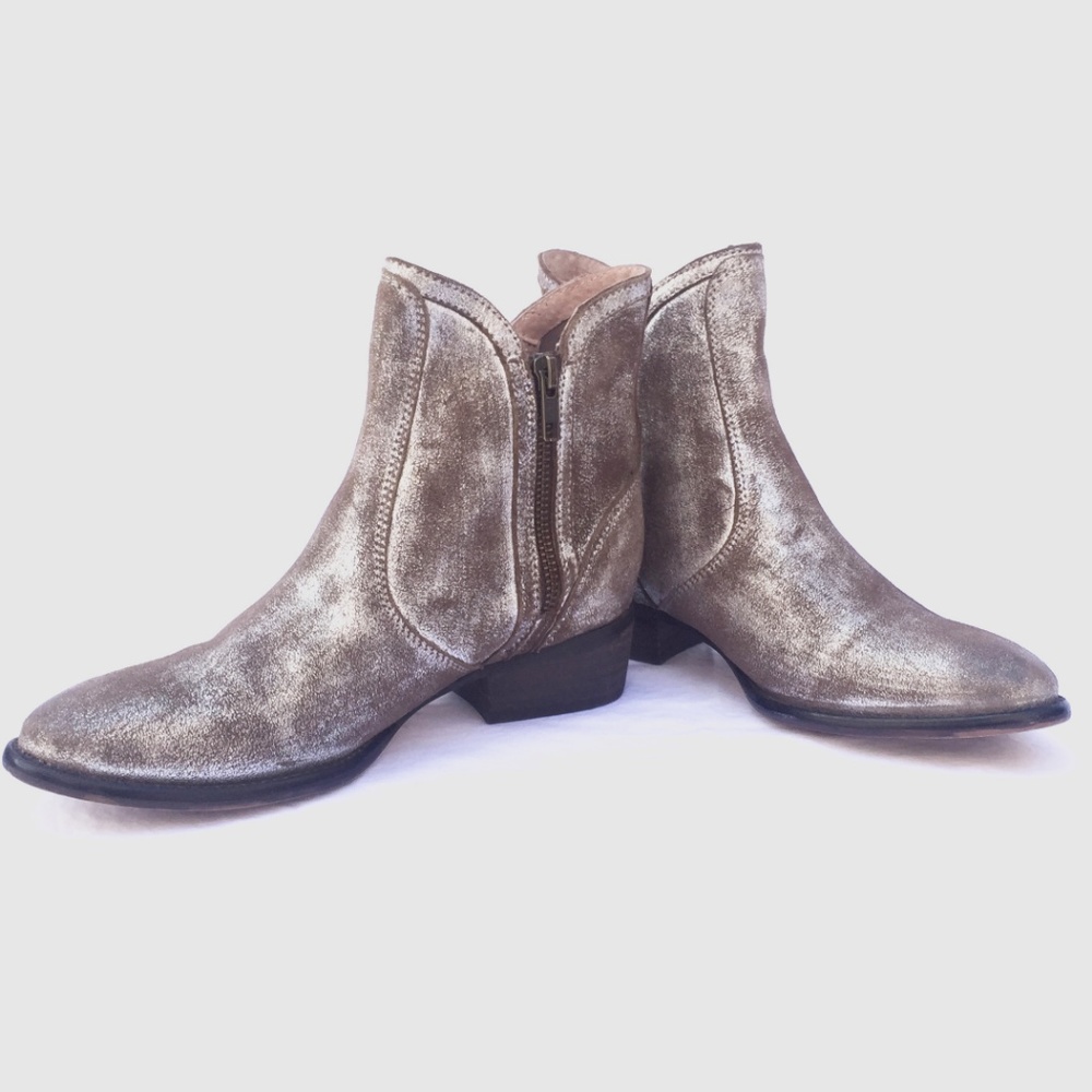 SEYCHELLES LA Ankle Booties Leather